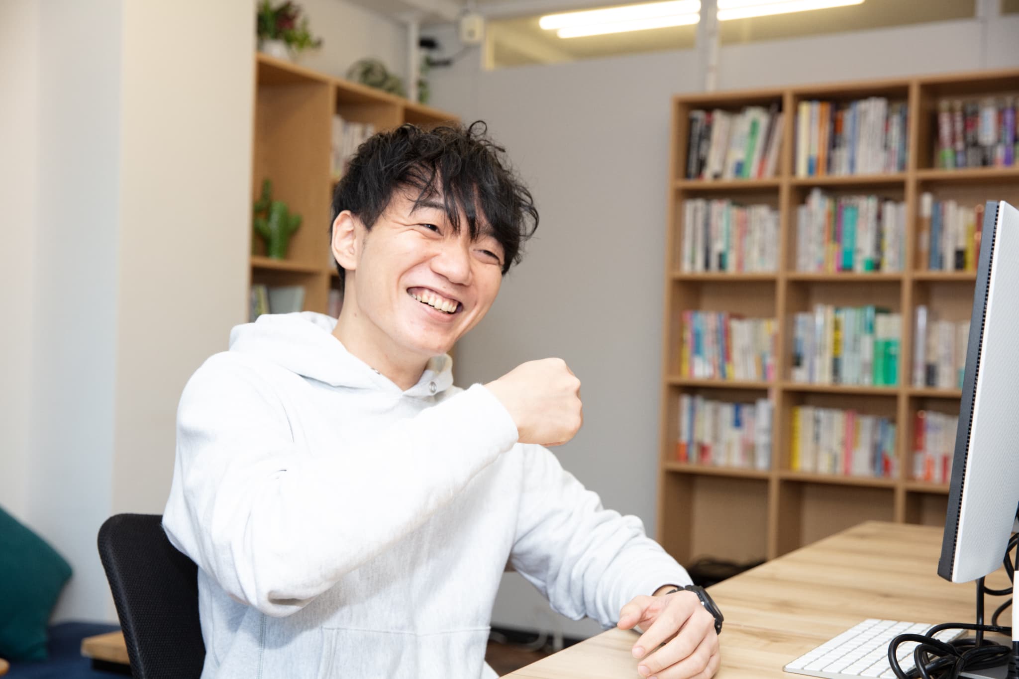 株式会社ジェネスティコンサルティング